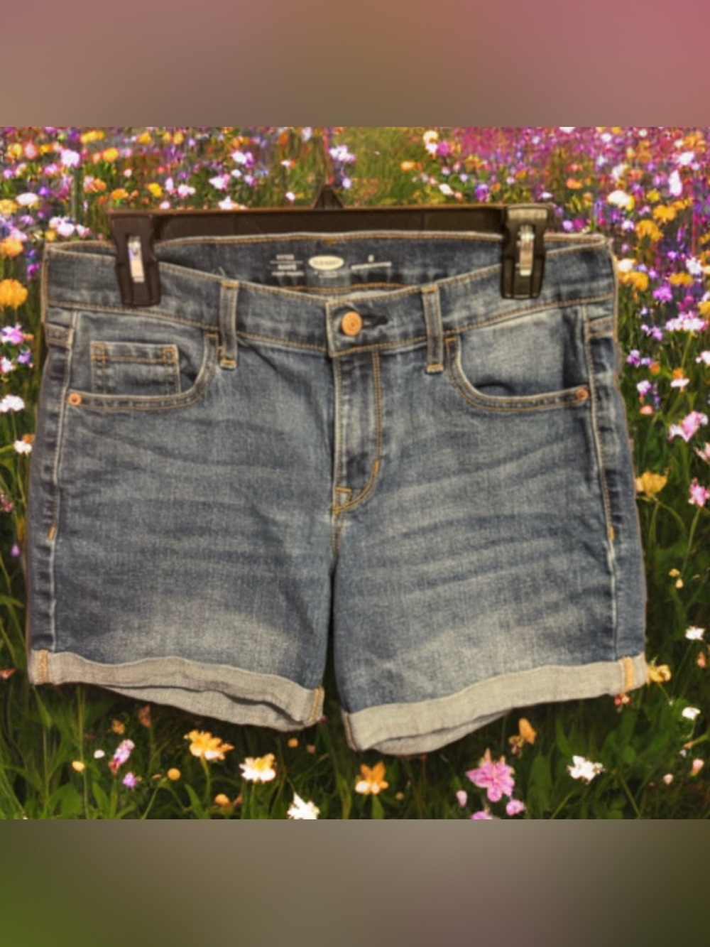 Old Navy Fitted Stretch Jean Shorts by Old Navy size 8